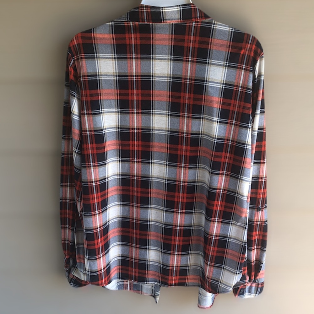 ✨SOLD✨ Passport BUTTON DOWN- Red, Navy and White - Picture 2 of 3